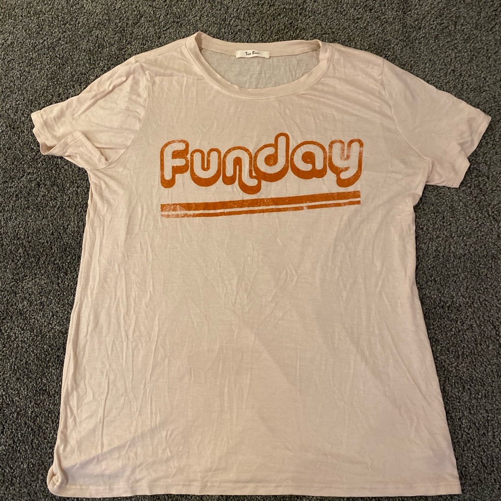 Oversized tee • never worn •